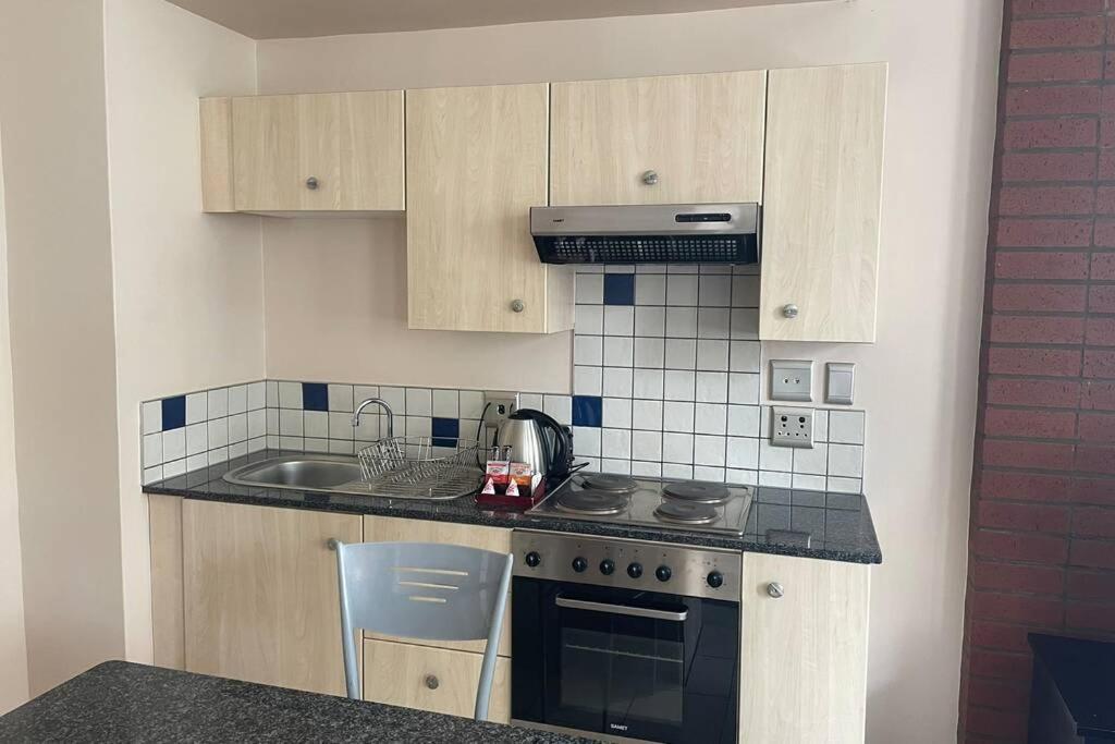 Cool & Easy Flat In The Heart Of Marshalltown Johannesburgo Exterior foto